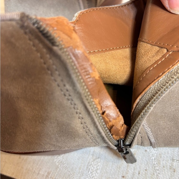 Sam Edelman Womens Petty Chelsea Putty Suede Ankle Bootie US Size 9 Inside Zip - Picture 8 of 15